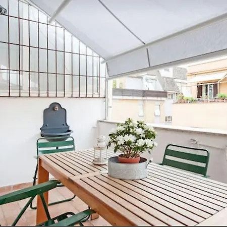 L'Attichetto Di Ponte Milvio A Roma Centro Apartment Exterior photo